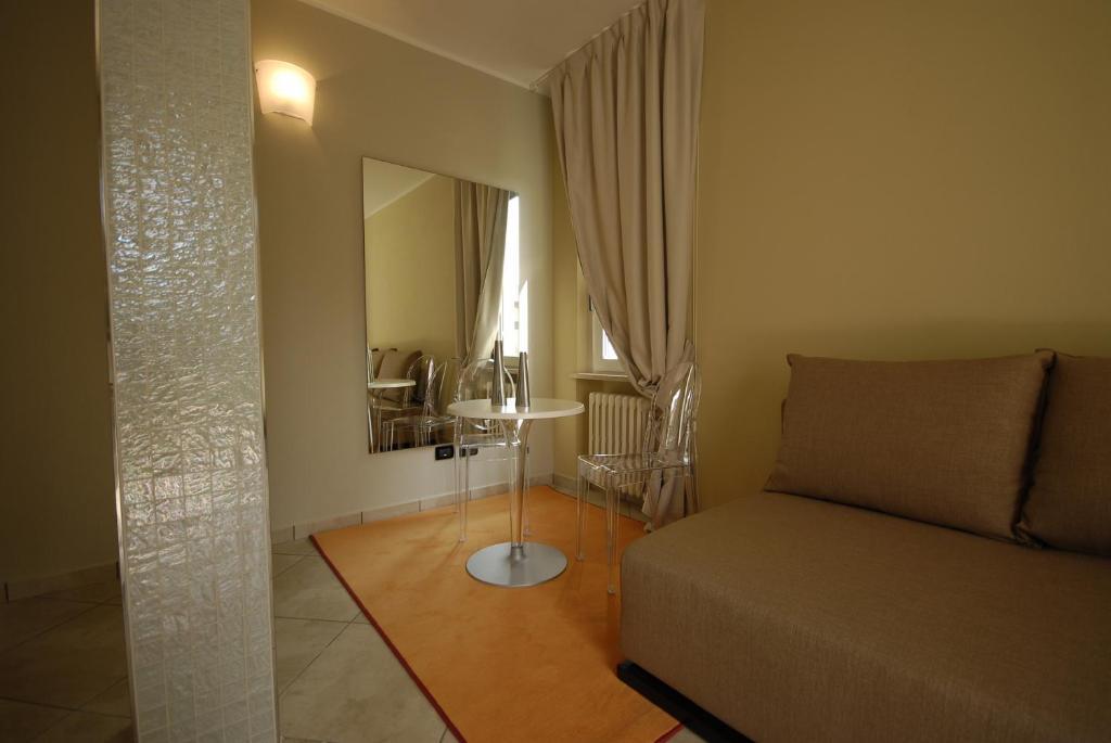 Relais Corte Bergamini Peschiera del Garda Cameră foto